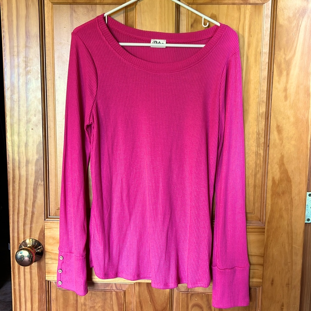 Bright pink crewneck long sleeve top